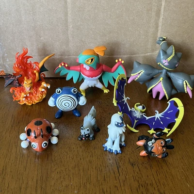 $28 • Buy Lot Of Assorted Pokemon Figures Charizard Etc.