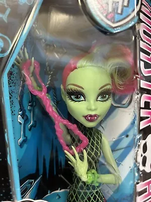 2014 Monster High Fangtastic Fitness Venus Mcflytrap • $45.89