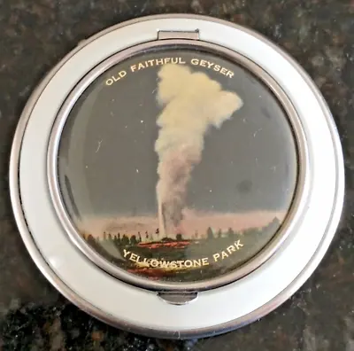 Vtg Unused Old Faithful PICTORIAL YELLOWSTONE SOUVENIR ENAMEL POWDER COMPACT • $50