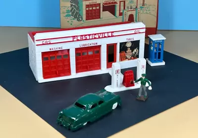 O Ga. Plasticville GO-2 Gas Station Worn O/B Dark Green Car Phone Booth! • $26.95