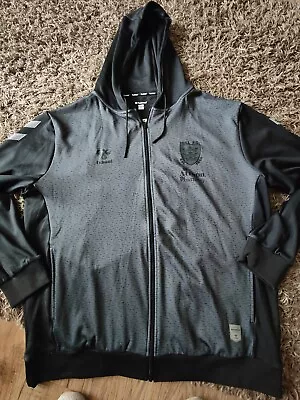 £10 • Buy Men's Hummel Zip Up Hoodie Size XXL