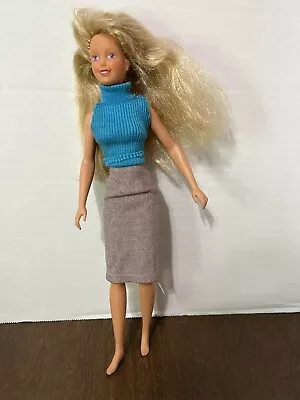 Hasbro 1987 Vintage Maxie Fashion Doll Blonde Hair Blue Eyes With Outfit • $8.49