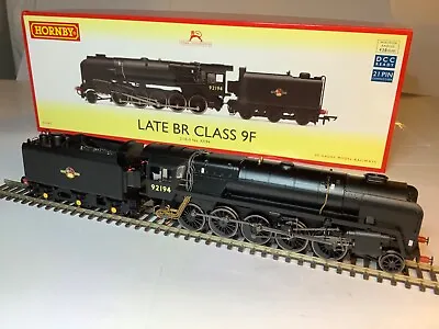 Hornby R3987 BR Black Late Crest 2-10-0 Class 9F Loco 92194 • £239.99