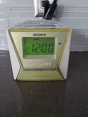 Sony Green Dream Machine LIV FM/AM Alarm Clock Radio ICF-C143 Tested Working • $17.95