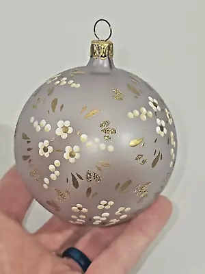 KSD VTG Italy Italian Blown Glass Christmas Ornament Floral White Flowers & Gold • $20