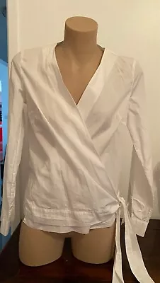 $20 • Buy Massimo Dutti White Wrap Around Shirt 8/42