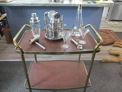 Vintage Cosco Serving Cart/Bar • $75