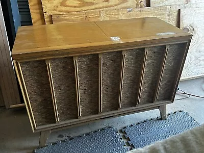 Mid Century RCA Console Record Player • $200