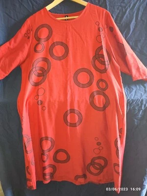 £25 • Buy Neslay Red Stunning Abstract Long Free Size Dress With Pockets