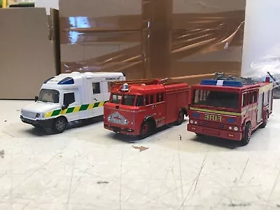 £19.99 • Buy Dinky. Husyy.emergency Services Set. Ldv 350 Ambulance Erf & Albion Fire Engine.