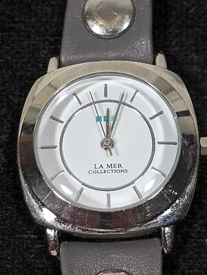 La Mer Collections Special Edition White Dial Silver Tone Round Case Wrap Watch • $13.99