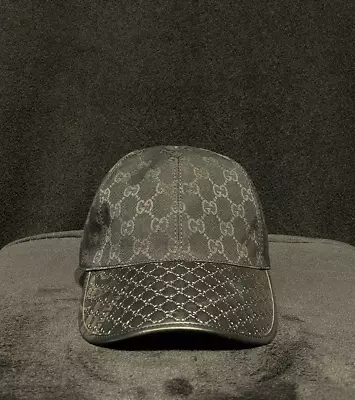 Amazing Black Gucci Cap With Monogram • $123.25