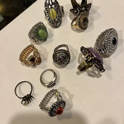 Huge Lot Of Vintage Rings Cameo Multicolor Stones Silver Tone Gold Tone Diamonds • $15.99