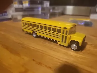 Plastic Modern School Bus HO Scale • $11.50