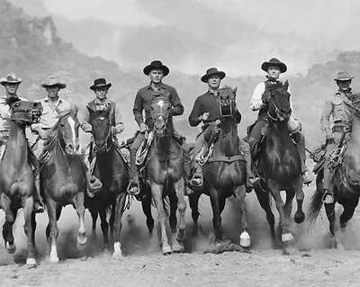 1960 THE MAGNIFICENT SEVEN Glossy 8x10 Photo Steve McQueen Charles Bronson Print • $5.49