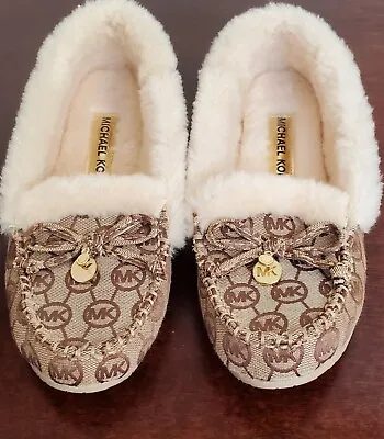Michael Kors Shearling Lined Signature Fabric Slippers Size 7.5 • $39.50