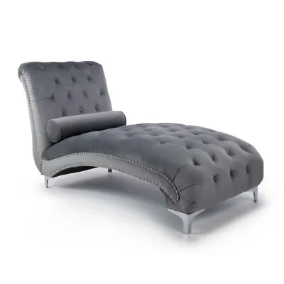 Falaise Buttoned Grey Chaise LoungeThe Grey Brushed Velvet Tufted Luxury Chaise • £280