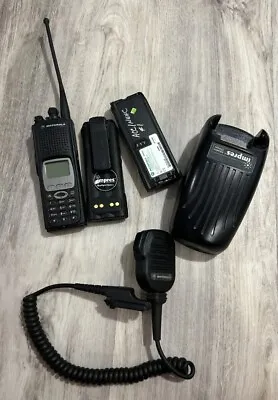 Motorola XTS5000 700 800 MHz P25 Digital Police Fire EMS Radio H18UCH9PW7AN • $286