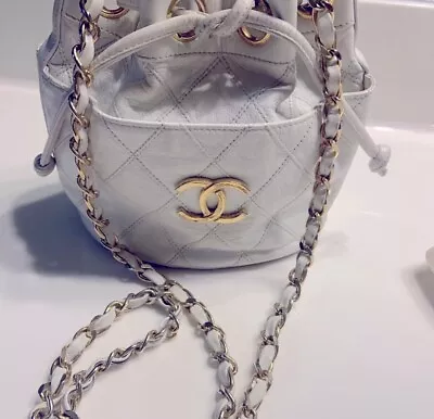 LAST CHANCE Authentic Chanel Vintage Diamond Bucket Bag Cc Logo White Mini • $1349