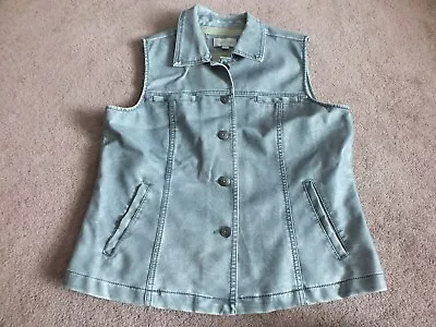 Erin London Size M Vest Polyester (Feels Like Leather) Gray/Blue Button Up NICE • $24