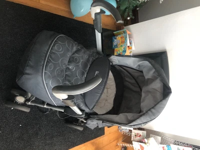 £60 • Buy Silvercross Ventura Travel System