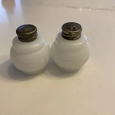 Vintage Round Ribbed Milk Glass Salt And Pepper Shakers 2  Tall  • $14.09