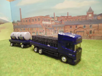 £4.99 • Buy Superb Loaded  Tractor Unit With Long  Trailer ,ho But Usable Oo ,