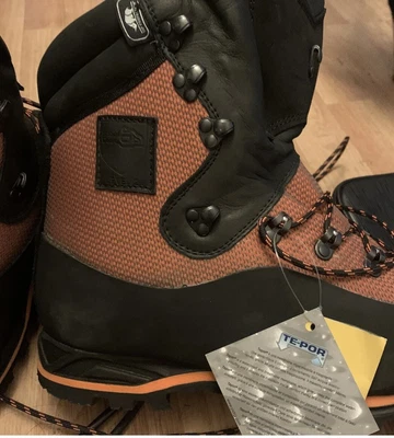 £225 • Buy SIP Protection Grizzly Class 2 Chainsaw Boots Size UK11