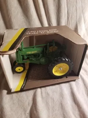 Ertls John Deere 1937 Model G Tractor 1/16 • $29.99