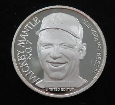 Mickey Mantle Silver Round W/ Box & COA *1ozt .999 Fine Silver* SN:2301 • $74.99