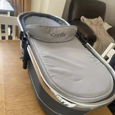 ICandy Peach Main Carrycot Truffle. • £30