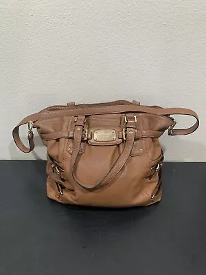 Michael Kors Gansevoort Large Tote Leather Peanut Camel & Gold Read Description • $40