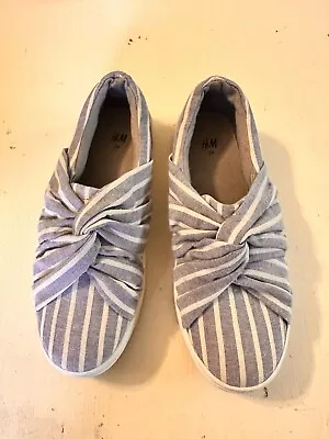 H&M Shoes Women’s Blue/White Striped Loafers Slip On Size 7 Canvas • $5