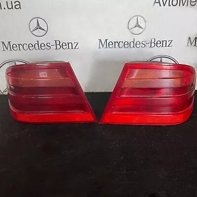 Mercedes W210 E-class Sedan Rear Tail Light A2108204364 A2108200264 • $40