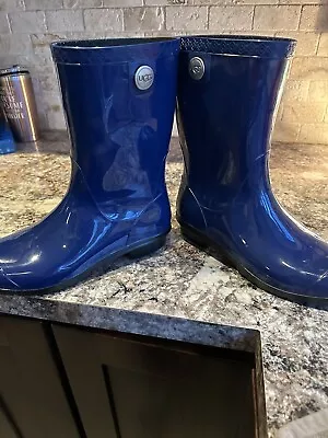 Ugg Rainboots Blue Size 8.5  • $44