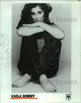 1987 Press Photo Karla Bonoff Singer - Hcp17771 • $19.99