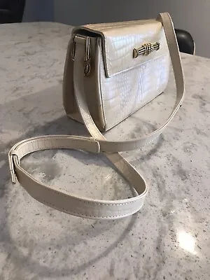 Vintage RARE Vicenza Hand Bag Croc Embossed Leather Cream Color EUC • $48.30