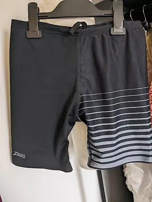 Boys Zoggs Swimming Shorts. Aged 14 • £5