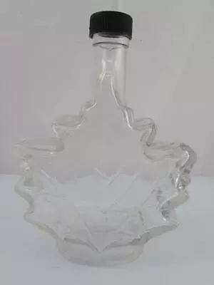 VINTAGE MAPLE LEAF GLASS BOTTLE CLEAR BLACK CAP 6 3/4  Tall 25 Cl • $12.99