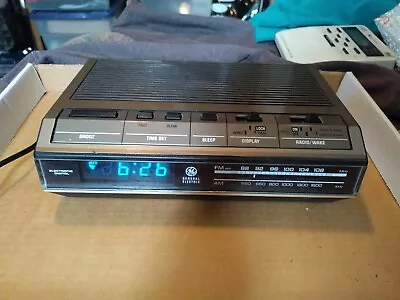 Vintage GE General Electric Digital Alarm Clock Radio Model Number 7-4642B • $19