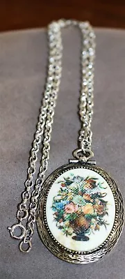 Vintage In Seattle Fantastic SARAH COVENTRY Signed Pendant Necklace Lot#1072 • $2.55