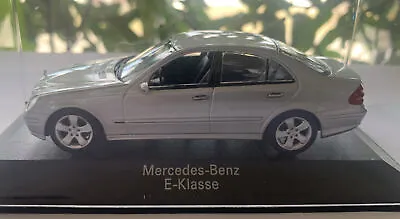 Very Rare Mercedes E Class W211 Brilliant Silver 1:43 Minichamps (dealer Model) • $350