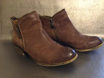 Vince Camuto Warm Cognac Brown Leather Ankle Boots 6.5M • $22