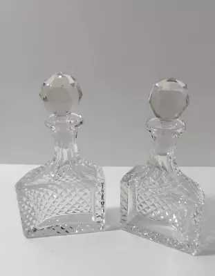 Vintage Art Déco Glass Diamond Cut Curved Design Oil & Vinegar Cruet Set • $25.44
