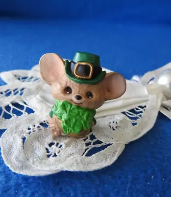 Hallmark Merry Miniature 1987 Mouse St Patrick's Mouse W Gold Pot Of Shamrocks • $8.95