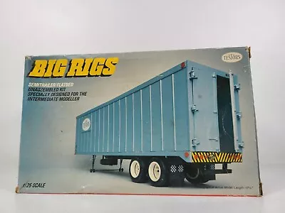 Testors Big Rigs Semi Trailer/Flat Bed 1/25 Scale Model 702 • $39.97