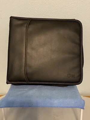 $22.95 • Buy Case Logic 208 + 18 Inside Cover Capacity CD DVD Binder Storage Case
