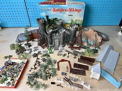 MARX KNIGHTS & CASTLE MINIATURE PLAY SET 1960s HAND PAINTED! VINTAGE! • $250