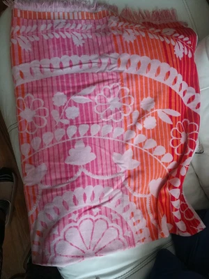 £14 • Buy New M&S Home Pure Cotton Beach Towel Frida Ombre