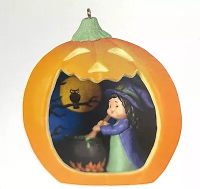 2022 Hallmark 10th HAPPY HALLOWEEN Series Keepsake Ornament Pumpkin Witch • $12.50